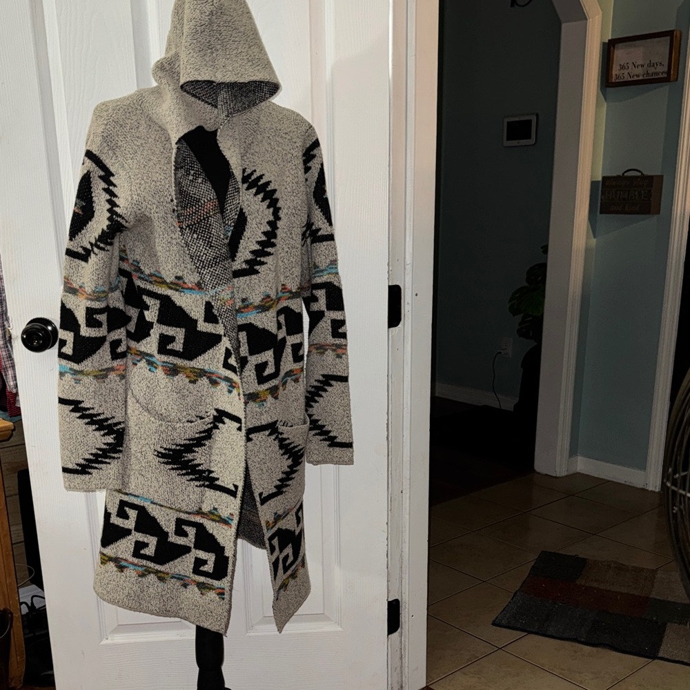 Hooded Aztec Knit Cardigan - Ivory & Black